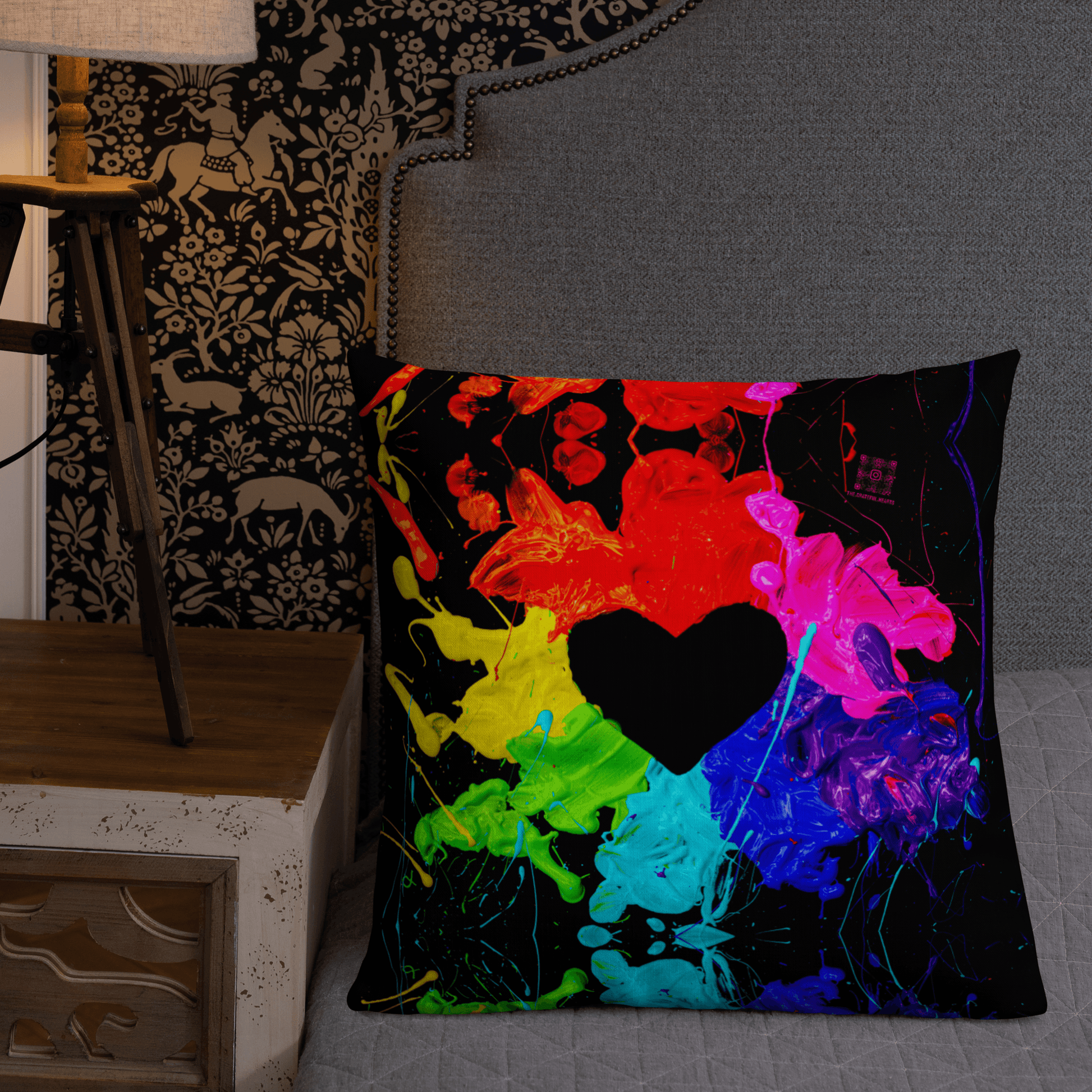 Heart Splash Premium Pillows ❤️ - The Grateful Hearts